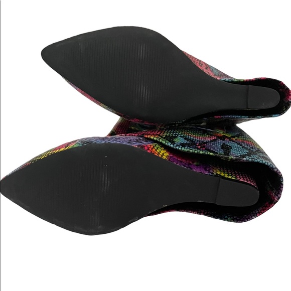 NEW Women's Multi-colored snake skin Boots - Picture 5 of 5